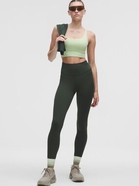 Fast and Free High-Rise Tight 28"